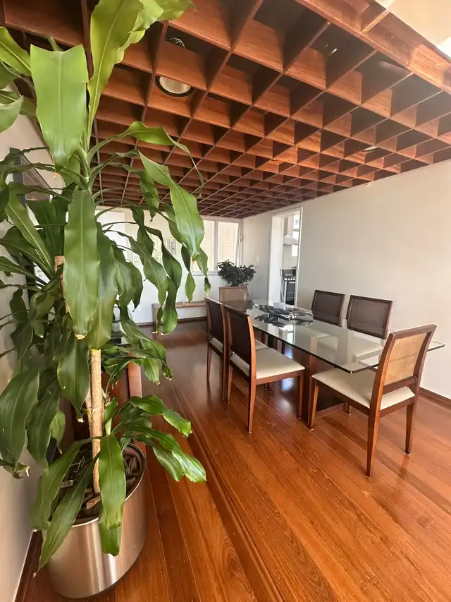 4 Quartos com vista panorâmica para Serra do Curral - Sala de jantar