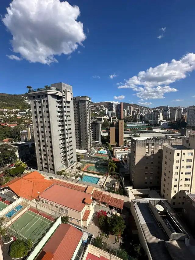 4 Quartos com vista panorâmica para Serra do Curral - Vista da Suite