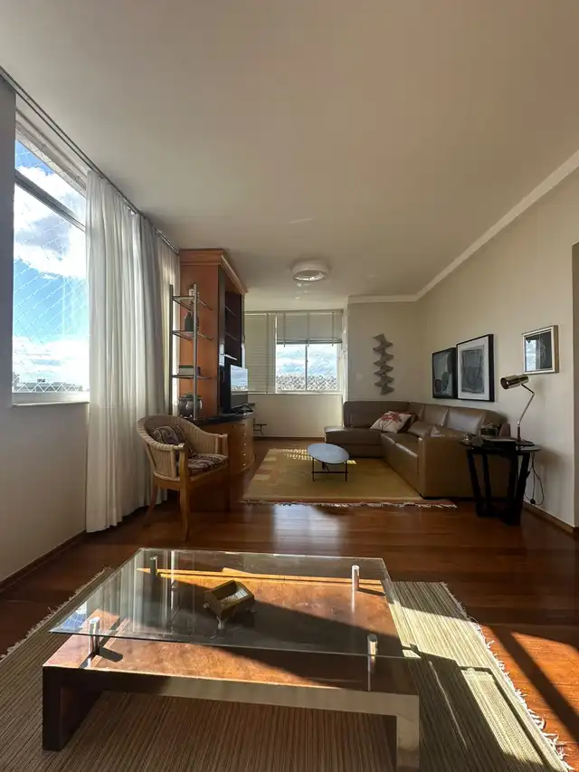 4 Quartos com vista panorâmica para Serra do Curral - Sala para 3 ambientes com lavabo