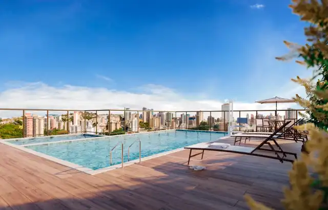 Sensia Paris - Piscina