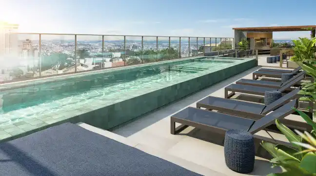 Skyline - Piscina
