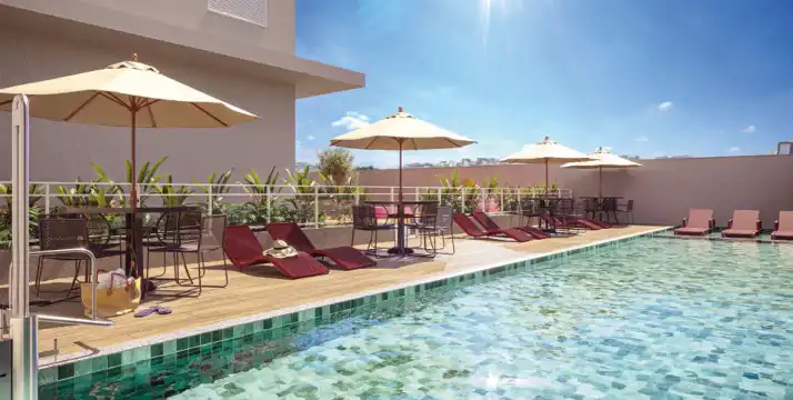 Sun Raja - Piscina