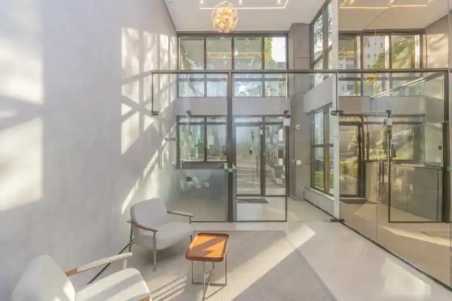 Invicto - Hall de entrada