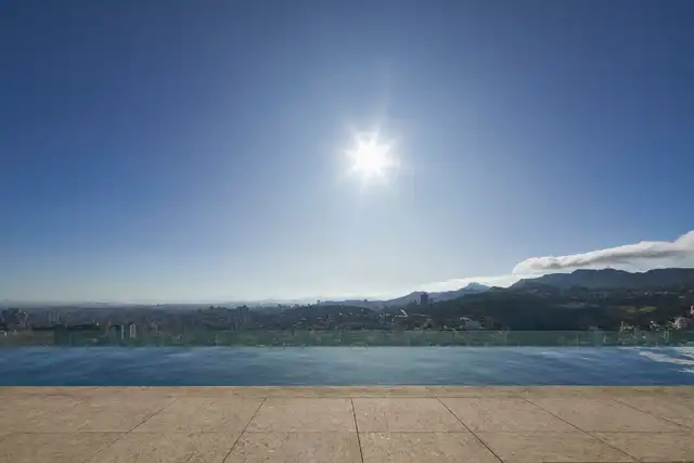 Palazzo Torquetti - Piscina com raia e borda infinita