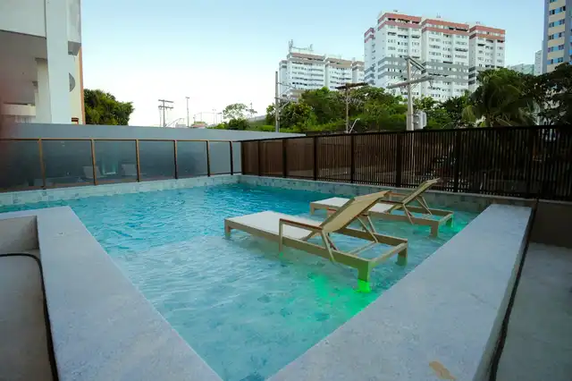 Biosphere Essence - Piscina