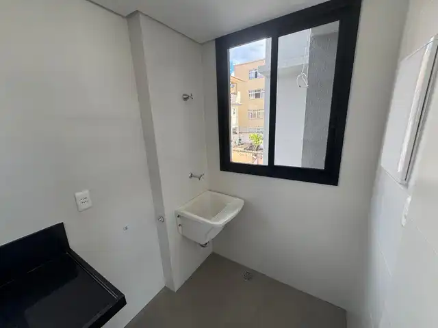 Aristóteles 576 - Apartamento Tipo 301 - Área de serviço