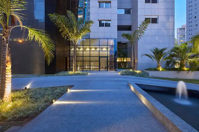 Green Tower - Entrada