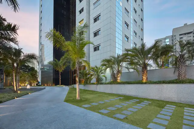 Green Tower - Entrada